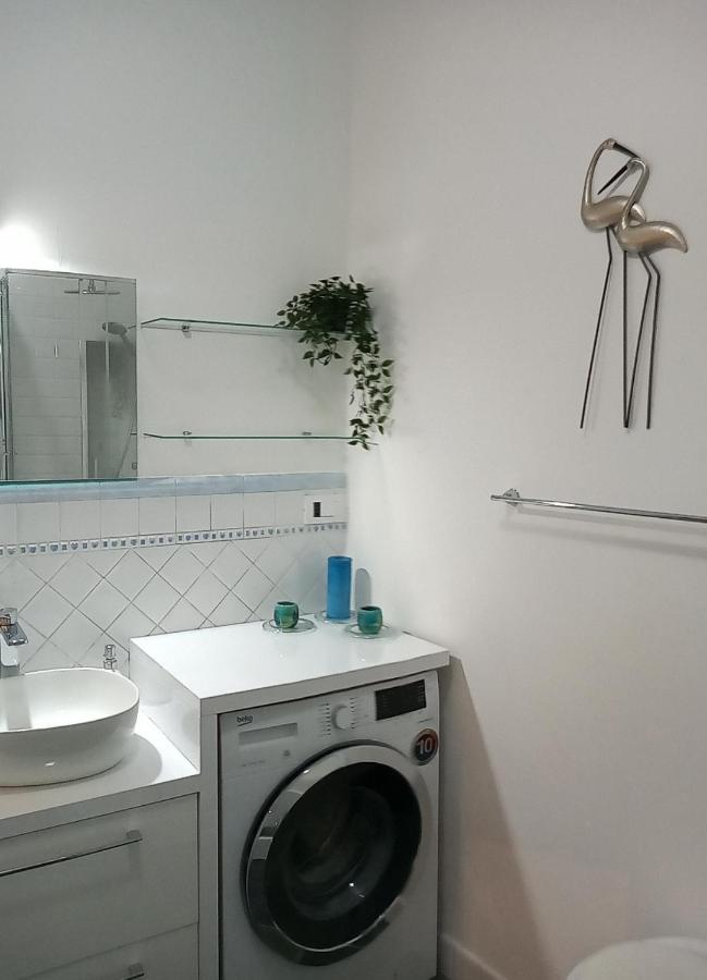 Locazione Breve In Pieno Centro "Blue House" Apartment ปาแลร์โม ภายนอก รูปภาพ
