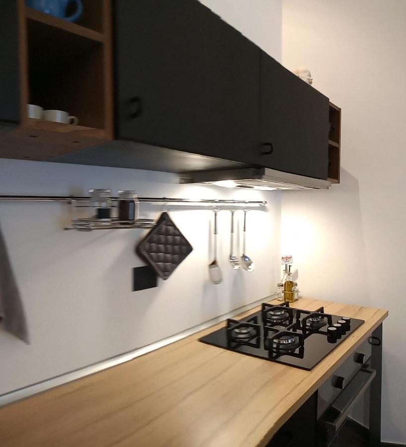 Locazione Breve In Pieno Centro "Blue House" Apartment ปาแลร์โม ภายนอก รูปภาพ